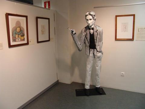 Figura de Chichi Campos  en el Museo del Humor Xaquín Marín de Fene (España).jpg